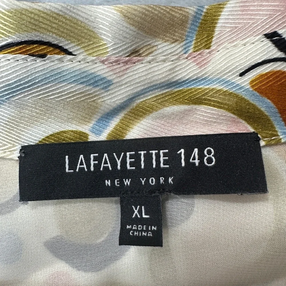 Lafayette 148 Button Up 100% Silk Geometric Artsy Resort Quiet Luxury Womens XL - Picture 4 of 8